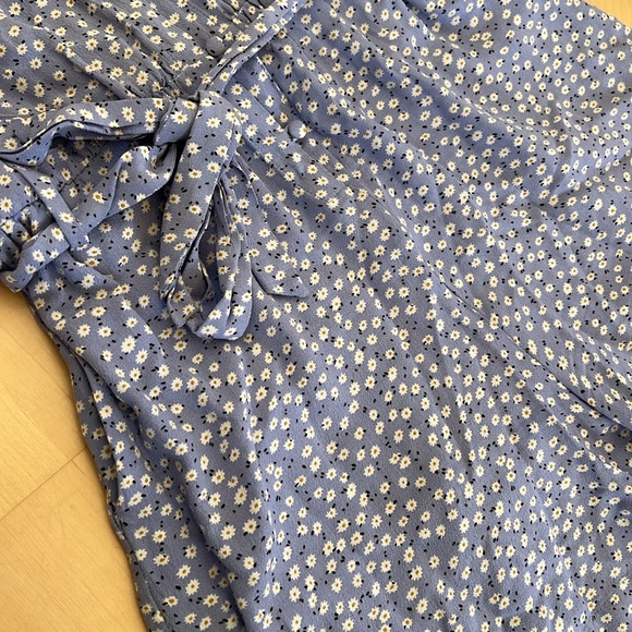 Rails Sophia romper in Sky Blue Dasies - Picture 3 of 9